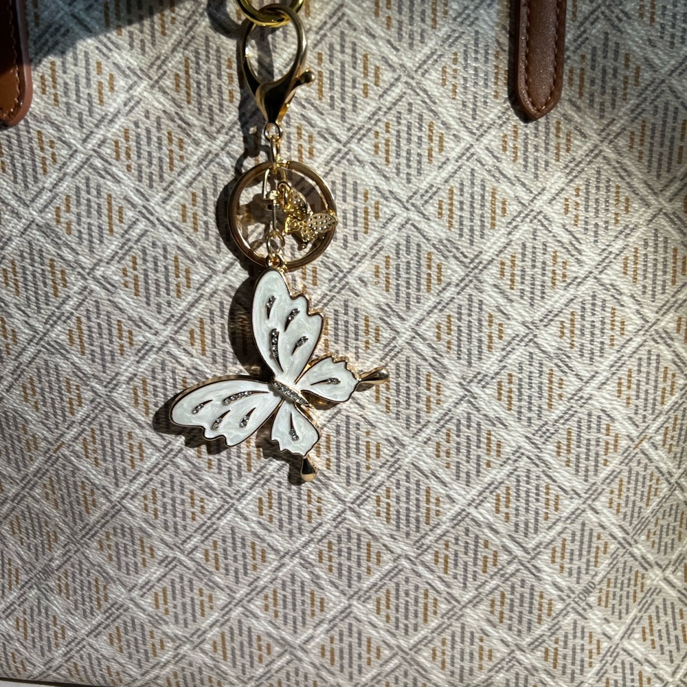 Fond Everything Bag - Tan,White,Gray Leather - New with Dustbag, comes w/ charm - Picture 2 of 10